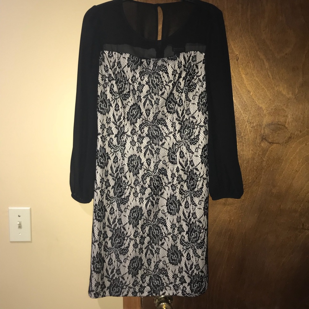 Long Sleeves Black and Lace Dress